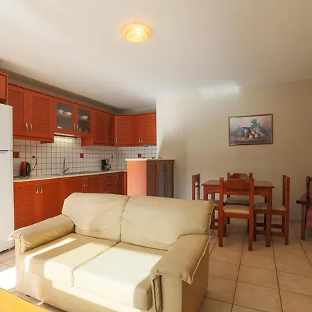 Vivi's Αγία Ευφημία